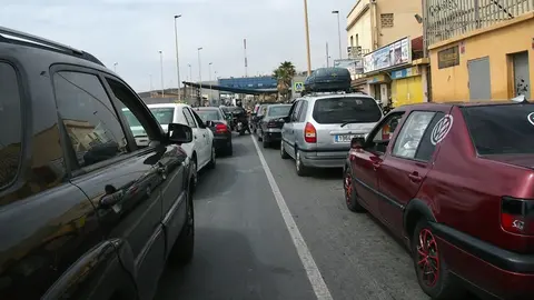 carretera frontera atasco