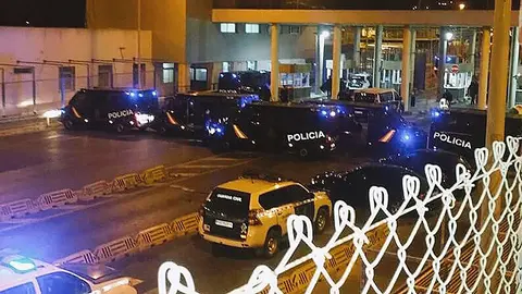 FRONTERA CERRADA