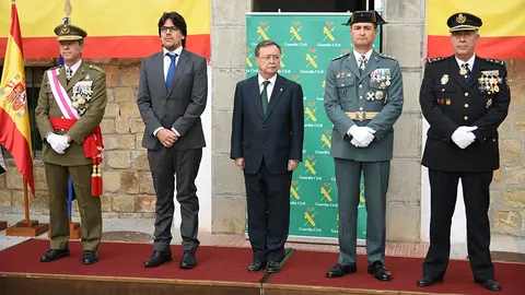 Autoridades en el acto de la Patrona de la Guardia Civil