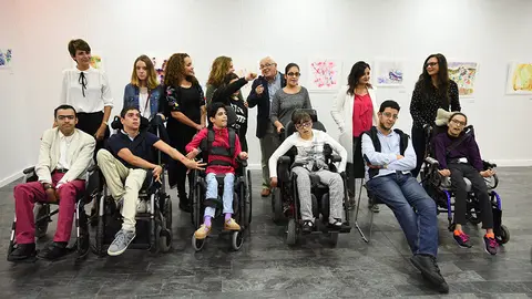El equipo de aristas y voluntarios de PROI