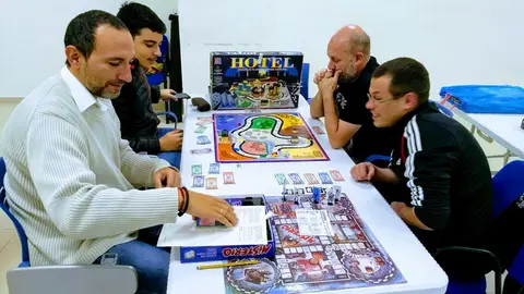 el solitario juegos mesa