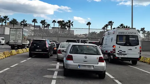 puerto coches ambulancia