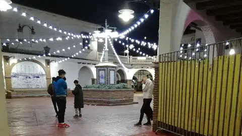 Menores esnifan pegamento en el Poblado.Foto cedida.