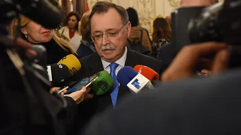 Juan Vivas micr&oacute;fonos