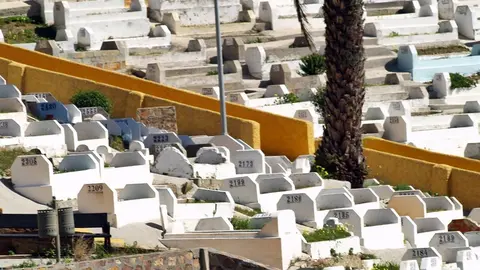cementerio musulm&aacute;n sidi embarek