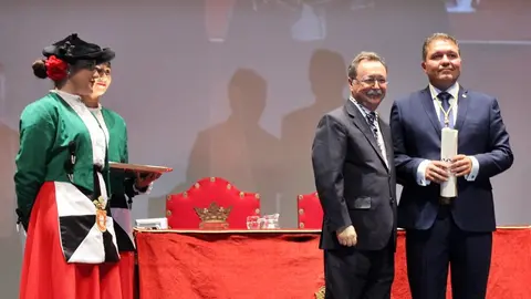 roviralta medalla autonom&iacute;a 2018