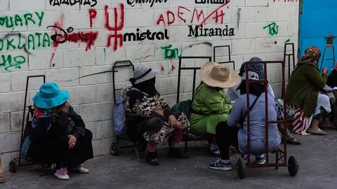 Vuelta al porteo en el Tarajal-19
