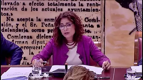 ministra hacienda montero