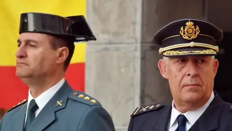 polic&iacute;a nacional alfonso s&aacute;nchez guardia civil salinero