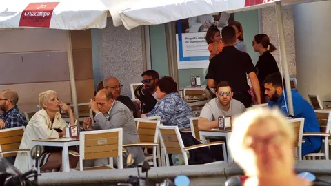 terraza hosteler&iacute;a