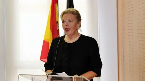Milagrosa Olmedo Decana CC Salud04
