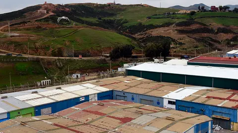 Vista general de los pol&iacute;gonos fronterizos del Tarajal