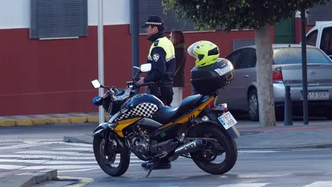 polic&iacute;a local