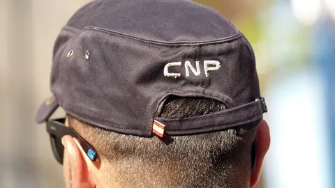 polic&iacute;a nacional 2