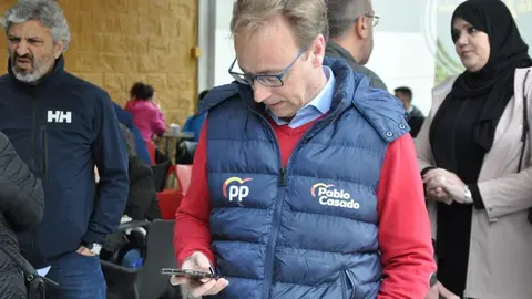 guillermo mira movil chaleco pp