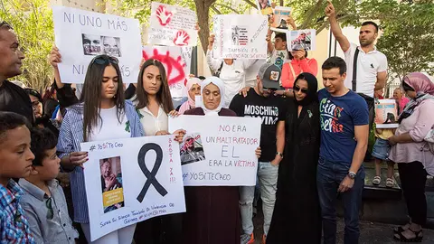 Familiares en la concentraci&oacute;n en memoria del guardia civil Brahim
