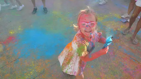 holi-2019-13