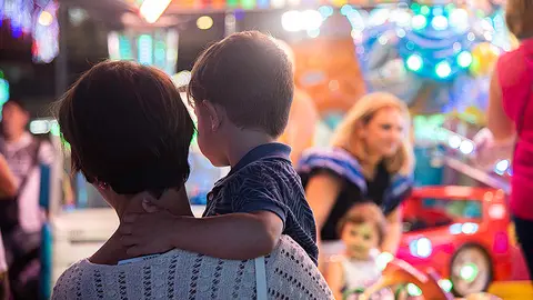 NI&Ntilde;O FERIA ATRACCIONES CACHARRITOS