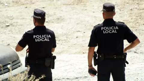 polic&iacute;as locales 2