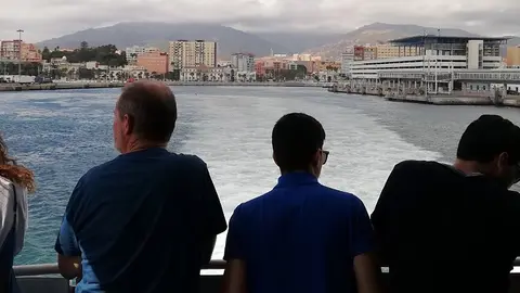 pasajeros barco ferry algeciras puerto
