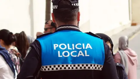 polic&iacute;a local