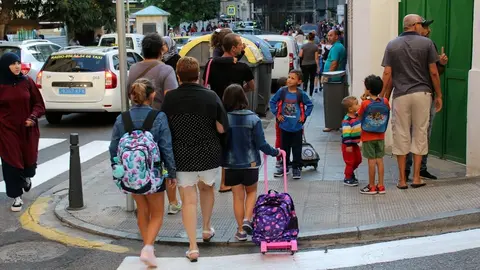 colegio ni&ntilde;os alumnos infantil 4