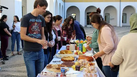 Desayuno solidario D&iacute;a Educaci&oacute;n Social 097