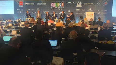 Cruise Summits