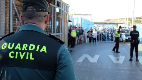 guardia civil frontera tarajal