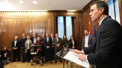 Pedro S&aacute;nchez y Pablo Iglesias en la presentaci&oacute;n del pacto de Gobierno
