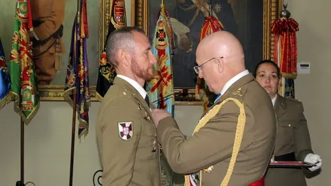 condecoraci&oacute;n militar