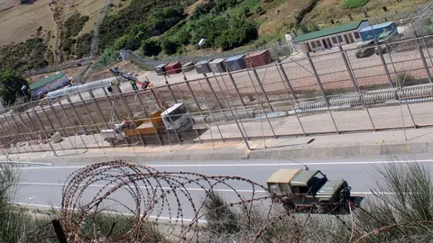 valla obra apaisada militares