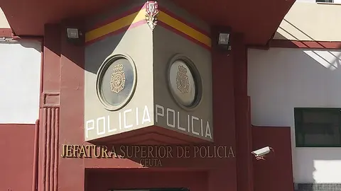 Fachada de la Jefatura Superior de Polic&iacute;a