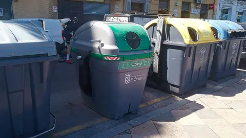 Nuevos contenedores de vidrio.