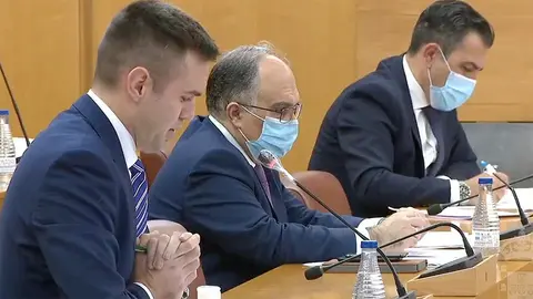 Verdejo, Gait&aacute;n y Rontom&eacute; durante el Pleno