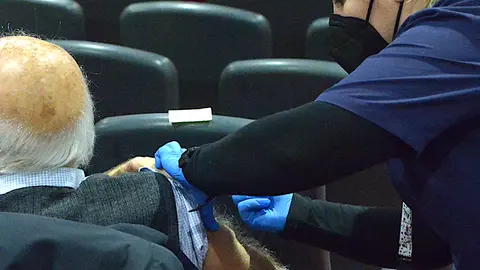 Vacunaci&oacute;n de mayores de 70