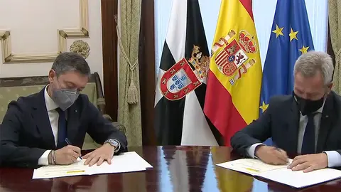 Firma del convenio APC Sunrise Andaluc&iacute;a