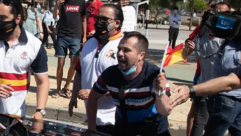 Garc&iacute;a Casta&ntilde;eda tras el intento de ataque al coche oficial del presidente del Gobierno-1