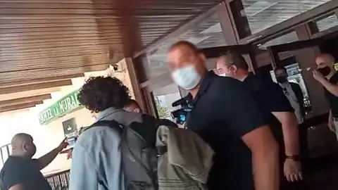 Protestas ante la llegada de Abascal