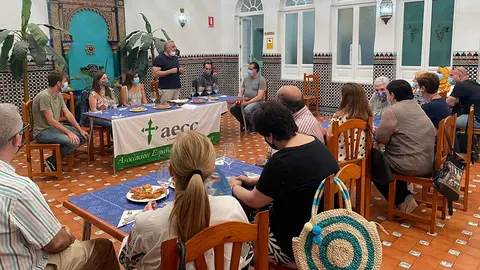 Reuni&oacute;n de voluntarios de la AECC