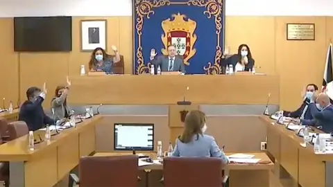 El Sal&oacute;n de Plenos durante la sesi&oacute;n plenaria de este viernes