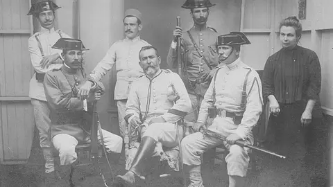 Guardia_Civil_Uniformidad_de_Rayadillo_y_color_caqui_Marruecos_y_Sahara_1924
