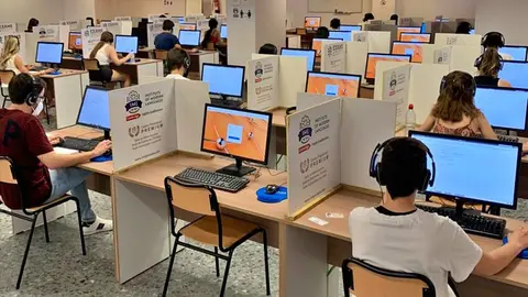 aula examen ingl&eacute;s