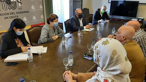 Reuni&oacute;n entre representantes de Fampa y la Delegaci&oacute;n del Gobierno