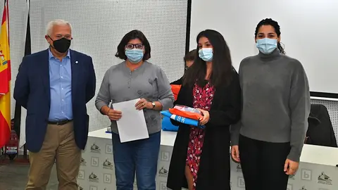  VI Concurso de Esl&oacute;ganes contra la Violencia de G&eacute;nero 66
