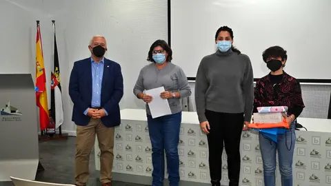  VI Concurso de Esl&oacute;ganes contra la Violencia de G&eacute;nero 71