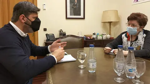 Mohamed Mustafa y Salvadora Mateos