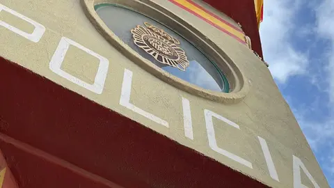Polic&iacute;a. Jefatura.