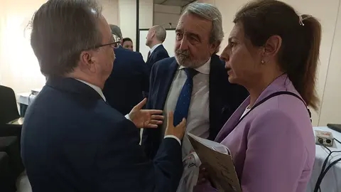 Juan Vivas, Heriberto Asencio y Mabel Deu, en las Jornadas Jur&iacute;dicas