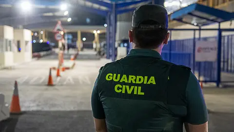  guardia civil frontera tarajal-1